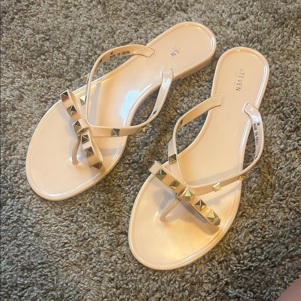 Steve madden Cream Gold Sandals with Studded strap with bow